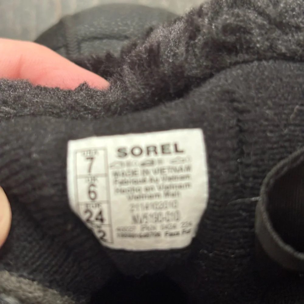 SOREL Kids Snow Commander Boots Size 7 Black Waterproof Winter Insulated - Picture 4 of 5